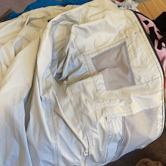 Glaciers edge windbreaker raincoat. Size Large. - Picture 5 of 7